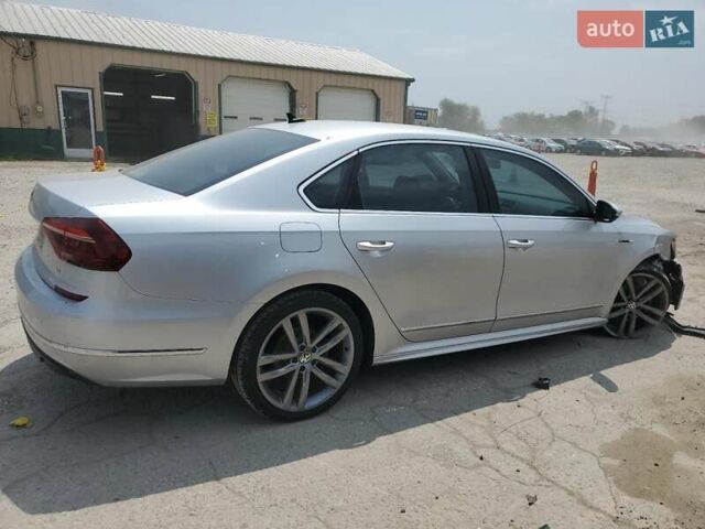 Серый Фольксваген Пассат, объемом двигателя 1.8 л и пробегом 126 тыс. км за 2800 $, фото 2 на Automoto.ua