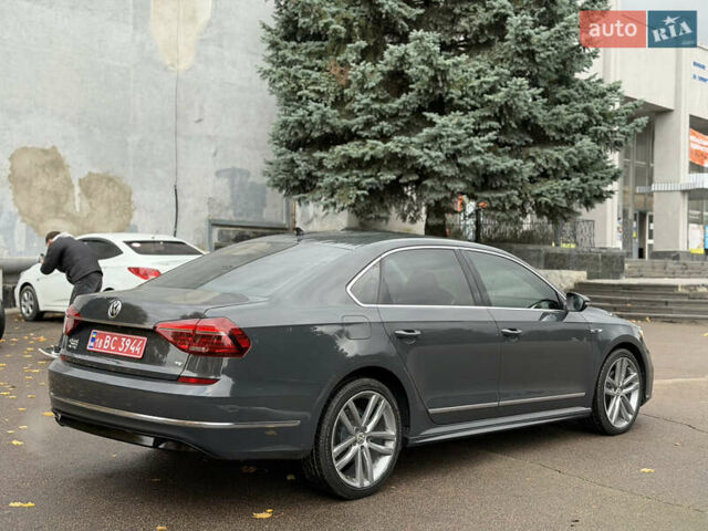 Серый Фольксваген Пассат, объемом двигателя 1.8 л и пробегом 189 тыс. км за 11800 $, фото 25 на Automoto.ua