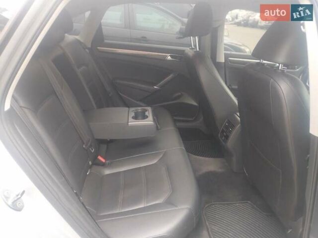 Серый Фольксваген Пассат, объемом двигателя 1.8 л и пробегом 210 тыс. км за 16000 $, фото 11 на Automoto.ua