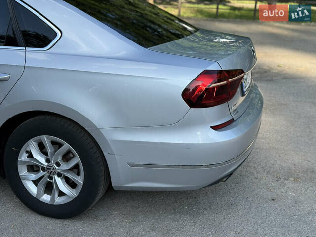 Серый Фольксваген Пассат, объемом двигателя 1.8 л и пробегом 95 тыс. км за 12700 $, фото 4 на Automoto.ua
