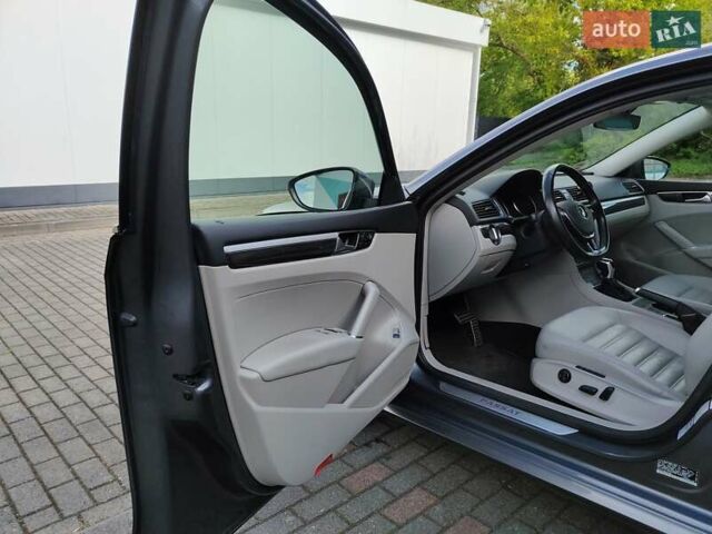 Серый Фольксваген Пассат, объемом двигателя 1.8 л и пробегом 64 тыс. км за 18000 $, фото 15 на Automoto.ua