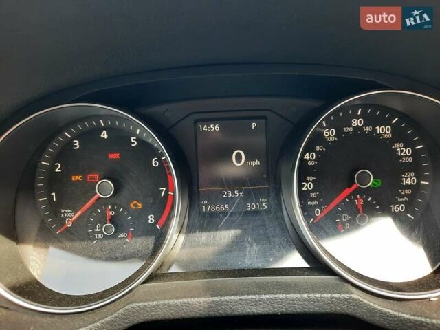 Сірий Фольксваген Пассат, об'ємом двигуна 1.8 л та пробігом 178 тис. км за 15000 $, фото 16 на Automoto.ua