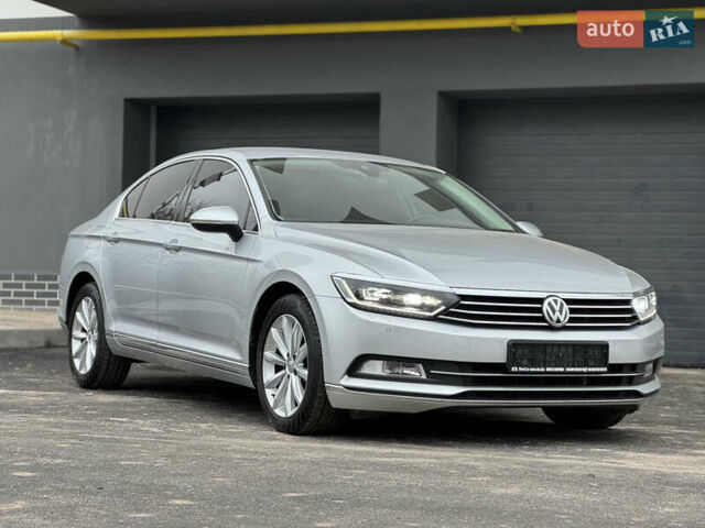 Серый Фольксваген Пассат, объемом двигателя 1.97 л и пробегом 225 тыс. км за 18750 $, фото 14 на Automoto.ua