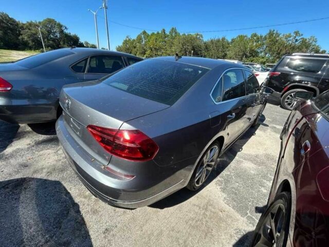 Серый Фольксваген Пассат, объемом двигателя 1.8 л и пробегом 88 тыс. км за 10700 $, фото 3 на Automoto.ua