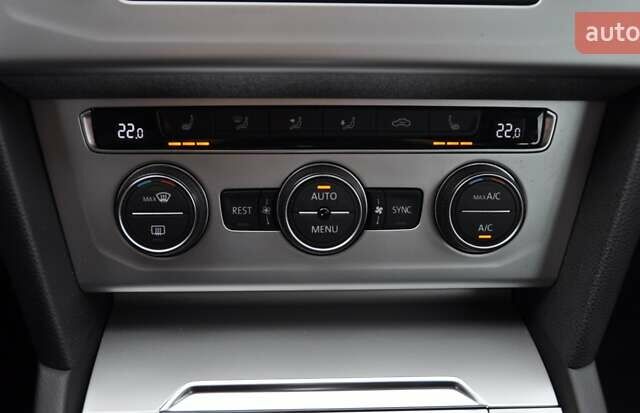 Серый Фольксваген Пассат, объемом двигателя 1.8 л и пробегом 48 тыс. км за 18500 $, фото 39 на Automoto.ua