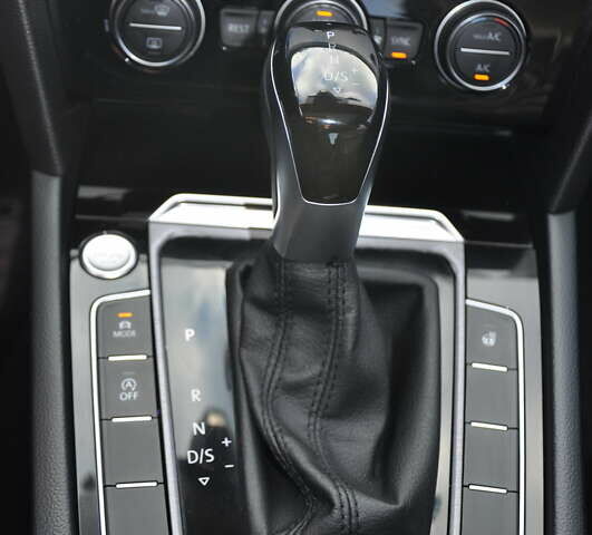 Серый Фольксваген Пассат, объемом двигателя 1.97 л и пробегом 107 тыс. км за 24500 $, фото 42 на Automoto.ua