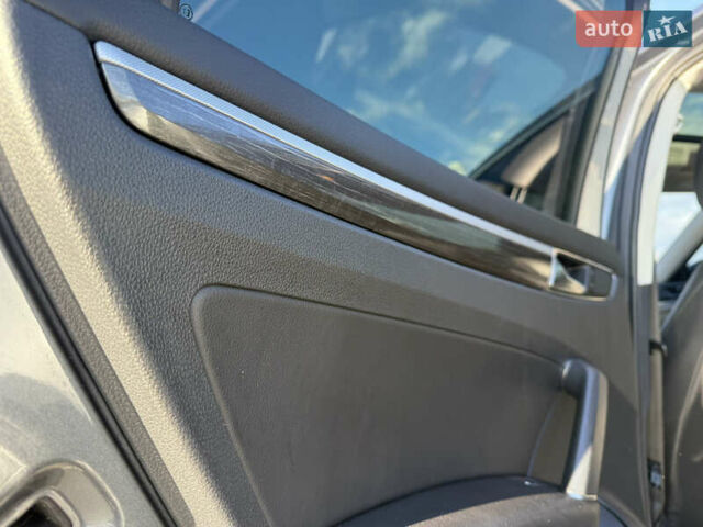 Сірий Фольксваген Пассат, об'ємом двигуна 1.8 л та пробігом 193 тис. км за 15000 $, фото 15 на Automoto.ua