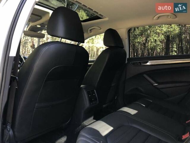 Сірий Фольксваген Пассат, об'ємом двигуна 1.8 л та пробігом 145 тис. км за 16300 $, фото 19 на Automoto.ua