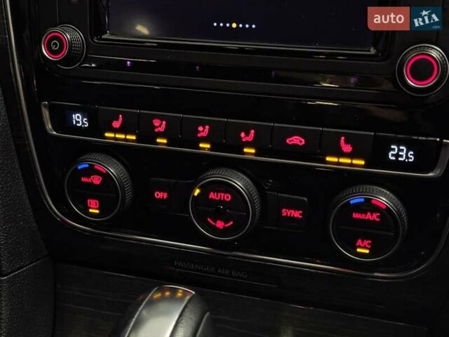 Сірий Фольксваген Пассат, об'ємом двигуна 2 л та пробігом 195 тис. км за 13699 $, фото 17 на Automoto.ua