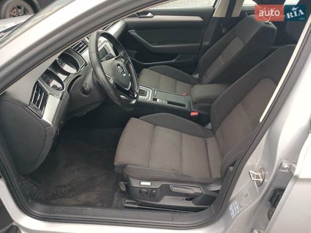 Сірий Фольксваген Пассат, об'ємом двигуна 1.8 л та пробігом 156 тис. км за 14127 $, фото 9 на Automoto.ua