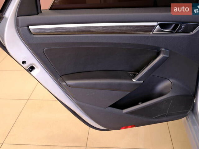 Серый Фольксваген Пассат, объемом двигателя 1.8 л и пробегом 180 тыс. км за 14800 $, фото 29 на Automoto.ua