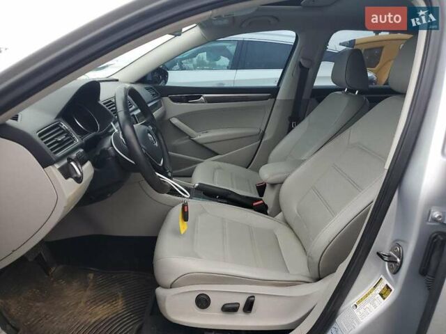 Сірий Фольксваген Пассат, об'ємом двигуна 1.8 л та пробігом 71 тис. км за 1500 $, фото 6 на Automoto.ua