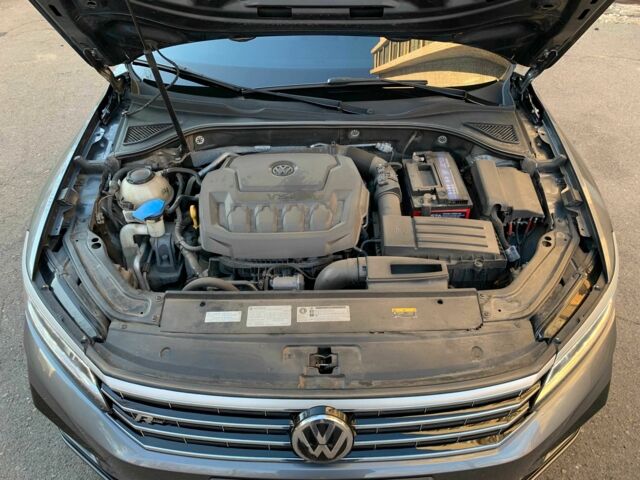 Серый Фольксваген Пассат, объемом двигателя 2 л и пробегом 155 тыс. км за 15500 $, фото 23 на Automoto.ua