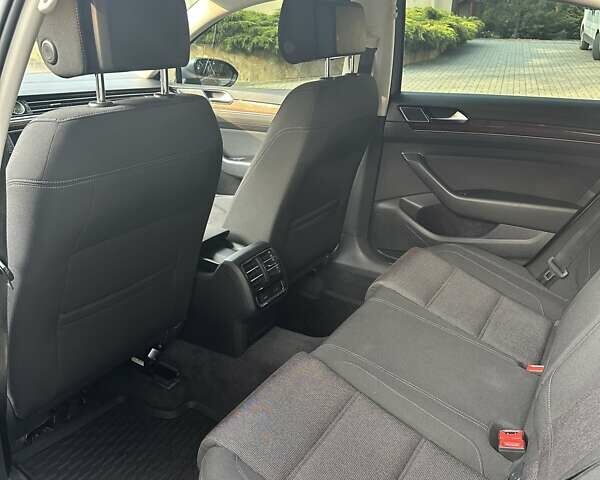 Серый Фольксваген Пассат, объемом двигателя 1.97 л и пробегом 207 тыс. км за 18200 $, фото 19 на Automoto.ua