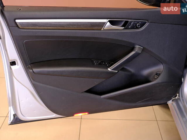 Серый Фольксваген Пассат, объемом двигателя 1.8 л и пробегом 180 тыс. км за 14800 $, фото 25 на Automoto.ua