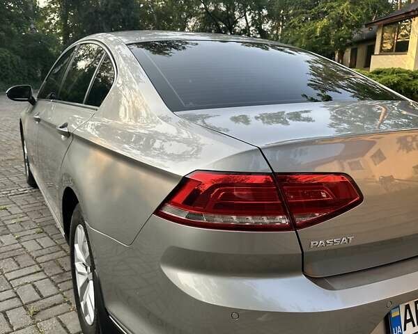 Серый Фольксваген Пассат, объемом двигателя 1.97 л и пробегом 207 тыс. км за 18200 $, фото 14 на Automoto.ua