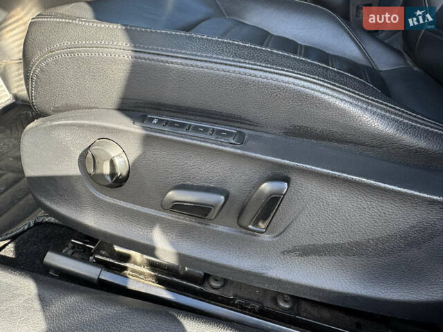 Серый Фольксваген Пассат, объемом двигателя 2 л и пробегом 169 тыс. км за 17000 $, фото 12 на Automoto.ua