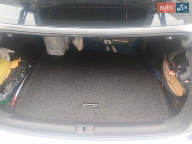 Серый Фольксваген Пассат, объемом двигателя 1.8 л и пробегом 210 тыс. км за 16000 $, фото 19 на Automoto.ua
