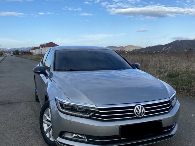 Сірий Фольксваген Пассат, об'ємом двигуна 2 л та пробігом 320 тис. км за 15000 $, фото 1 на Automoto.ua