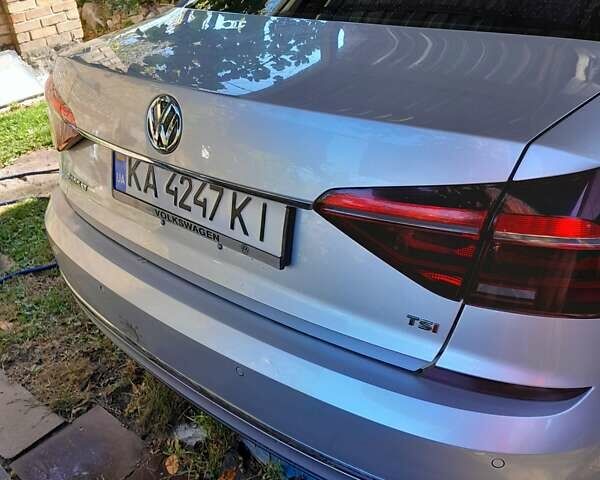 Серый Фольксваген Пассат, объемом двигателя 1.8 л и пробегом 120 тыс. км за 13500 $, фото 12 на Automoto.ua