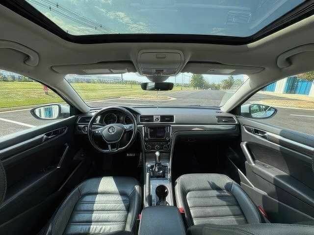 Сірий Фольксваген Пассат, об'ємом двигуна 3.6 л та пробігом 99 тис. км за 9500 $, фото 13 на Automoto.ua