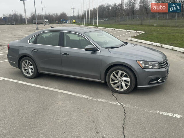 Серый Фольксваген Пассат, объемом двигателя 1.98 л и пробегом 140 тыс. км за 14800 $, фото 1 на Automoto.ua