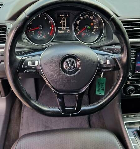 Серый Фольксваген Пассат, объемом двигателя 1.8 л и пробегом 183 тыс. км за 13700 $, фото 14 на Automoto.ua