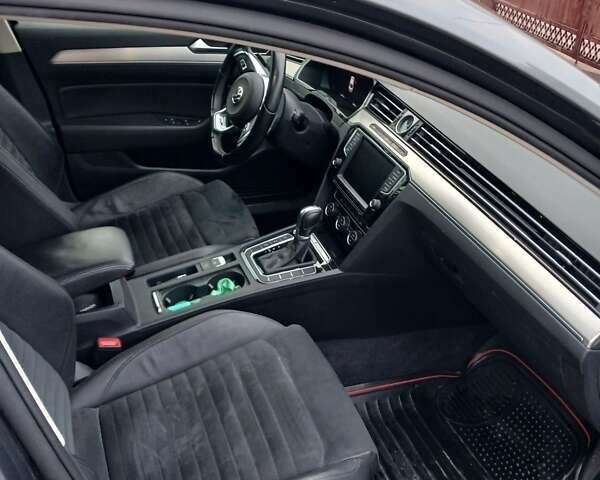 Серый Фольксваген Пассат, объемом двигателя 1.97 л и пробегом 39 тыс. км за 32000 $, фото 5 на Automoto.ua