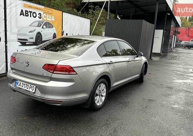 Серый Фольксваген Пассат, объемом двигателя 1.4 л и пробегом 135 тыс. км за 14500 $, фото 4 на Automoto.ua