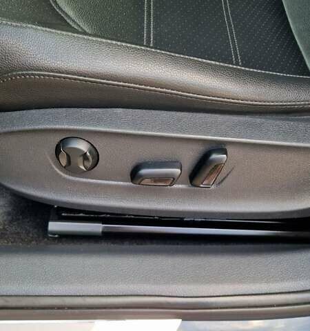 Серый Фольксваген Пассат, объемом двигателя 1.8 л и пробегом 183 тыс. км за 13700 $, фото 20 на Automoto.ua