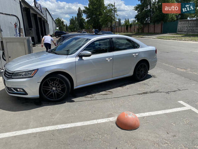 Серый Фольксваген Пассат, объемом двигателя 1.8 л и пробегом 116 тыс. км за 14600 $, фото 3 на Automoto.ua