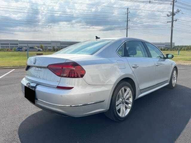 Сірий Фольксваген Пассат, об'ємом двигуна 3.6 л та пробігом 99 тис. км за 9500 $, фото 7 на Automoto.ua