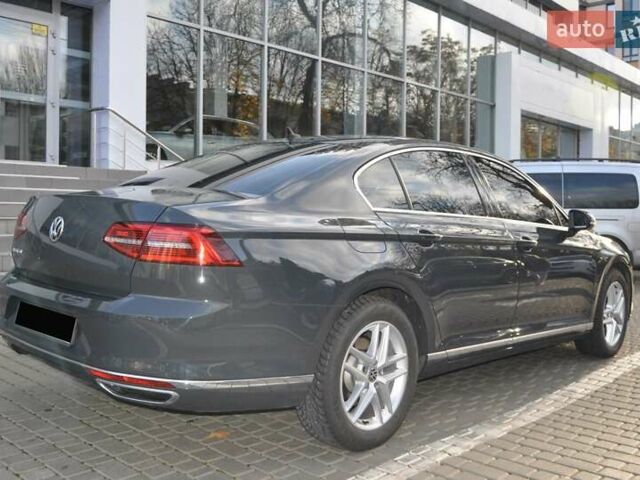 Серый Фольксваген Пассат, объемом двигателя 1.97 л и пробегом 107 тыс. км за 24500 $, фото 9 на Automoto.ua