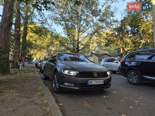 Серый Фольксваген Пассат, объемом двигателя 1.97 л и пробегом 120 тыс. км за 25599 $, фото 10 на Automoto.ua