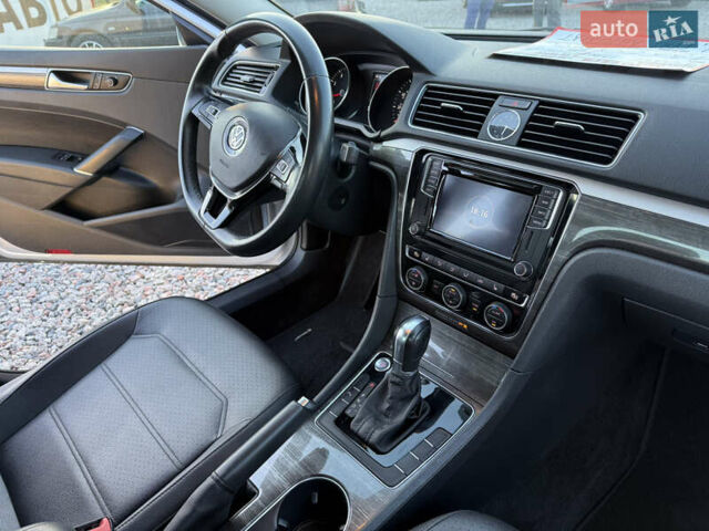 Серый Фольксваген Пассат, объемом двигателя 1.8 л и пробегом 161 тыс. км за 12999 $, фото 11 на Automoto.ua
