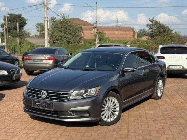 Сірий Фольксваген Пассат, об'ємом двигуна 1.8 л та пробігом 137 тис. км за 13999 $, фото 5 на Automoto.ua