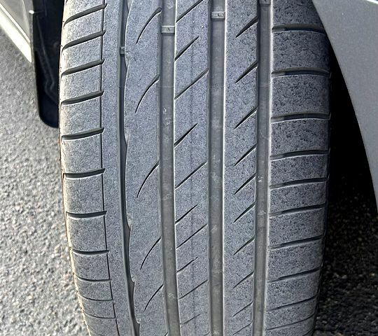 Сірий Фольксваген Пассат, об'ємом двигуна 2 л та пробігом 174 тис. км за 10900 $, фото 6 на Automoto.ua