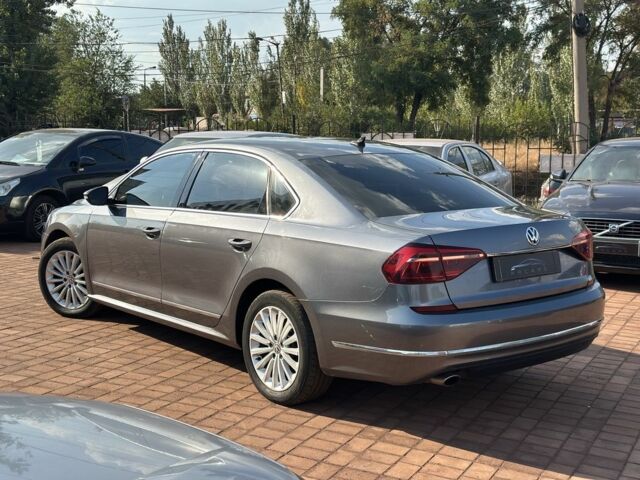 Сірий Фольксваген Пассат, об'ємом двигуна 1.8 л та пробігом 137 тис. км за 13999 $, фото 1 на Automoto.ua