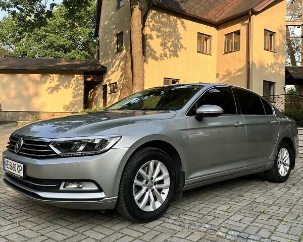 Серый Фольксваген Пассат, объемом двигателя 1.97 л и пробегом 207 тыс. км за 18200 $, фото 1 на Automoto.ua