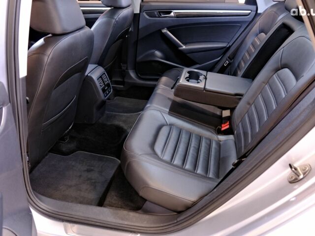 Сірий Фольксваген Пассат, об'ємом двигуна 1.8 л та пробігом 180 тис. км за 14800 $, фото 8 на Automoto.ua