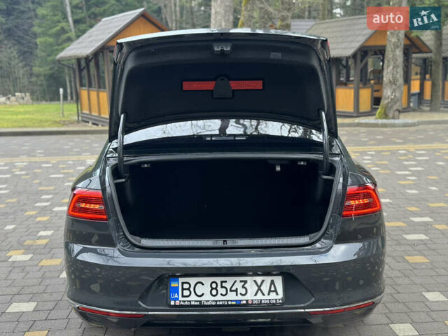 Сірий Фольксваген Пассат, об'ємом двигуна 2 л та пробігом 177 тис. км за 19850 $, фото 124 на Automoto.ua