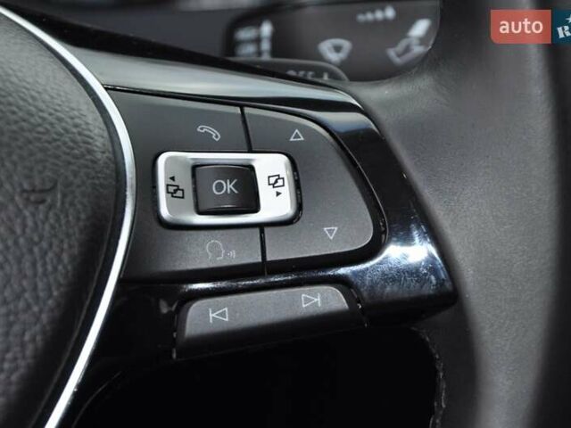 Серый Фольксваген Пассат, объемом двигателя 1.97 л и пробегом 107 тыс. км за 24500 $, фото 33 на Automoto.ua