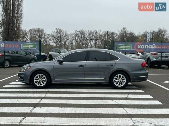 Сірий Фольксваген Пассат, об'ємом двигуна 1.8 л та пробігом 145 тис. км за 11700 $, фото 6 на Automoto.ua