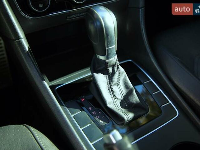 Серый Фольксваген Пассат, объемом двигателя 1.8 л и пробегом 73 тыс. км за 15500 $, фото 16 на Automoto.ua