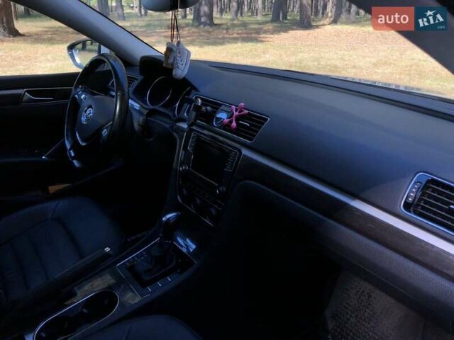 Сірий Фольксваген Пассат, об'ємом двигуна 1.8 л та пробігом 145 тис. км за 16300 $, фото 17 на Automoto.ua