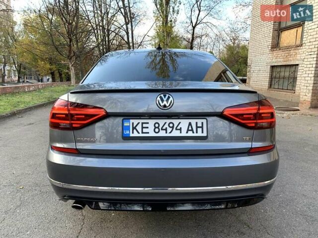Серый Фольксваген Пассат, объемом двигателя 2 л и пробегом 155 тыс. км за 14999 $, фото 6 на Automoto.ua