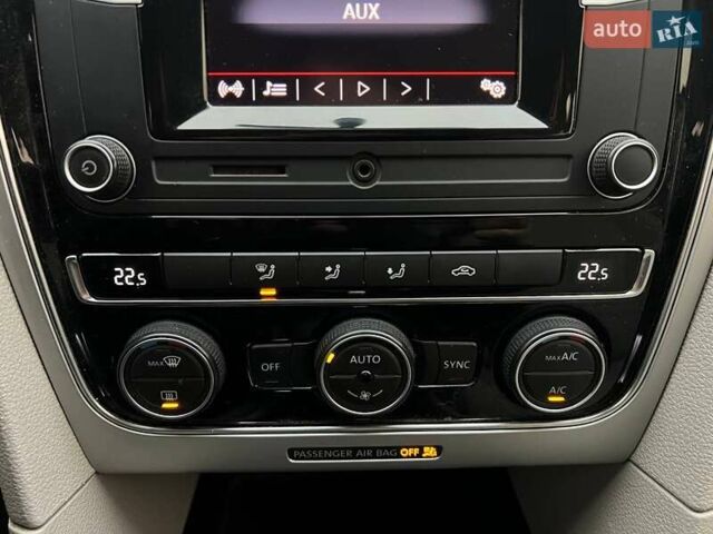 Сірий Фольксваген Пассат, об'ємом двигуна 1.8 л та пробігом 145 тис. км за 11700 $, фото 15 на Automoto.ua