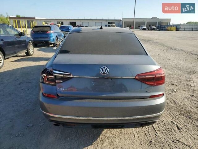Серый Фольксваген Пассат, объемом двигателя 1.8 л и пробегом 146 тыс. км за 2750 $, фото 5 на Automoto.ua