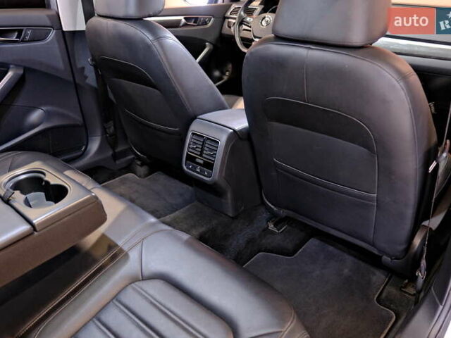 Серый Фольксваген Пассат, объемом двигателя 1.8 л и пробегом 180 тыс. км за 14800 $, фото 36 на Automoto.ua