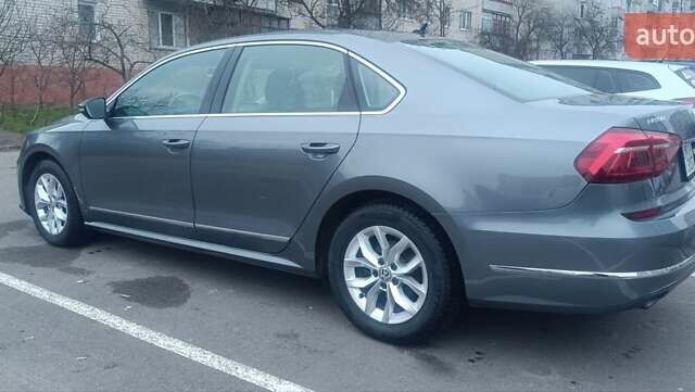 Серый Фольксваген Пассат, объемом двигателя 1.8 л и пробегом 187 тыс. км за 12750 $, фото 11 на Automoto.ua